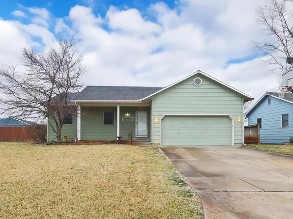 614 E 3rd St, Valley Center, KS 67147