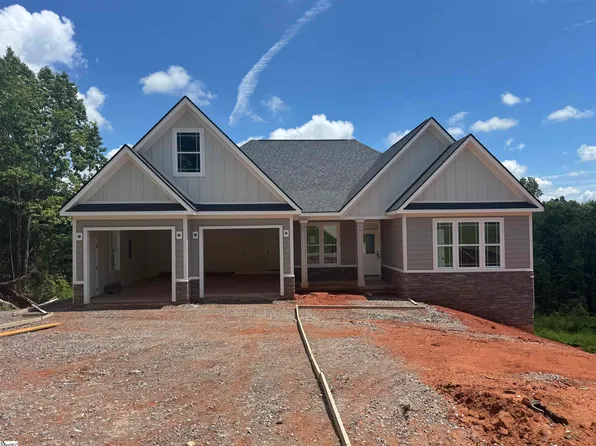 110 Eagles Crest Dr, Marietta, SC 29661