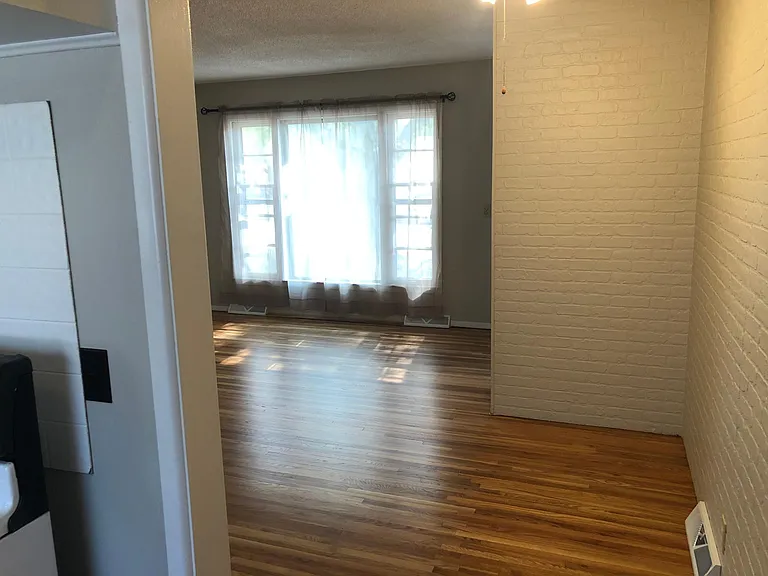1308 E Alturas St — Photo 7