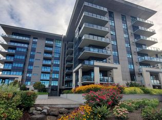 1830 NW Riverscape St APT 206, Portland, OR 97209