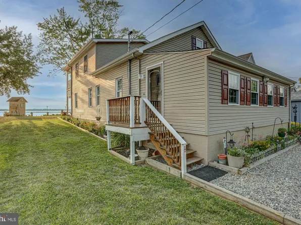 197 N River Dr, Pennsville, NJ 08070