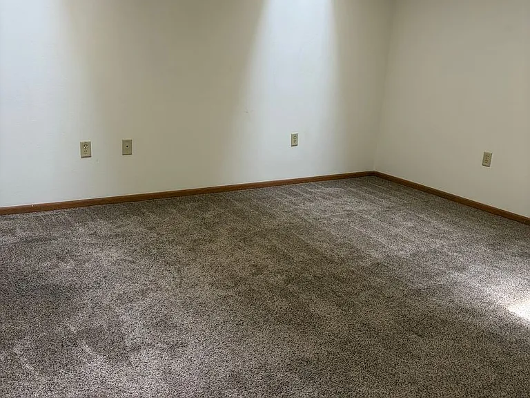 W1087 Lewis Ln — Photo 8