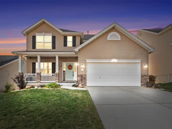 1054 Maywood Dr, Eureka, MO 63025