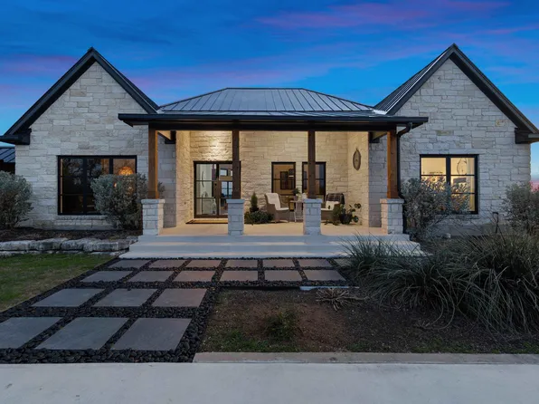 260 Chimney Cove Drive, Marble Falls, TX 78654-3665