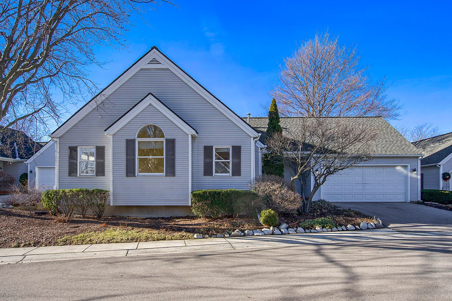 515 Heritage Dr photo 1