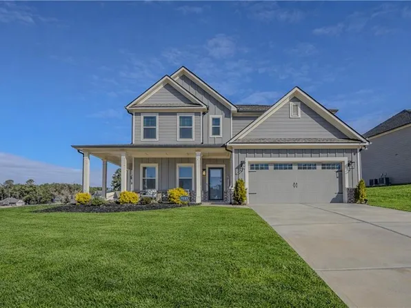 3501 Bentley Farms Way, Loganville, GA 30052