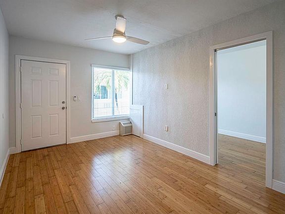 2nd image of 7325 Carlyle Ave Unit 19-7315C-1