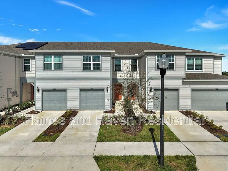 4292 Chester Springs Blvd — Photo 1