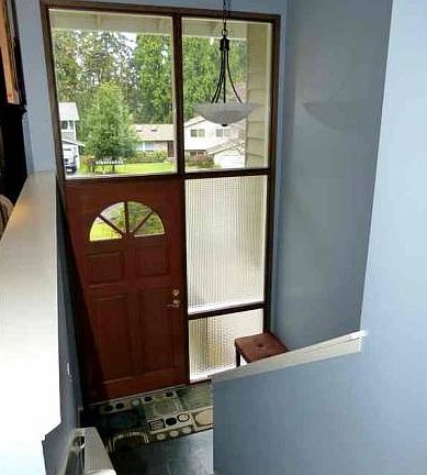 Sun-splashed Entry