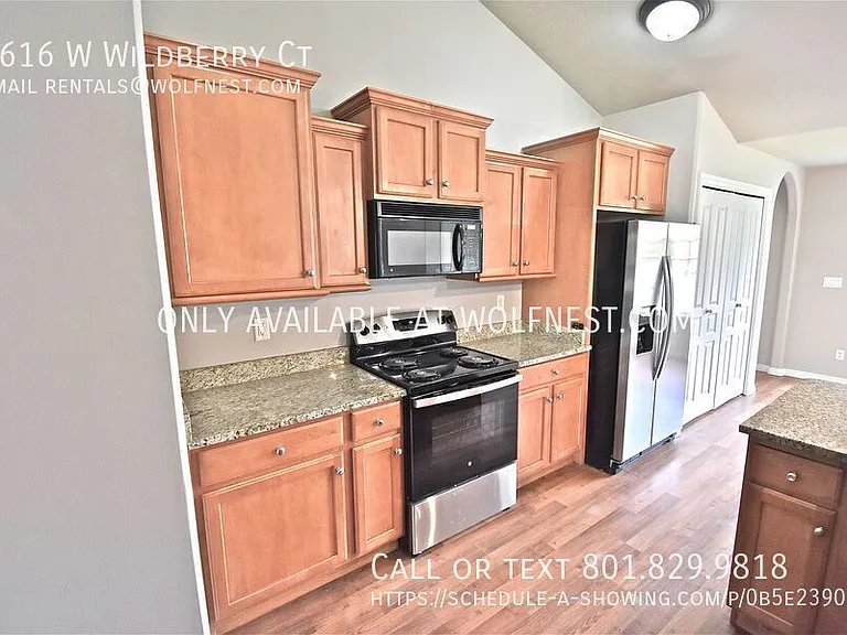 2616 W Wildberry Ct — Photo 12