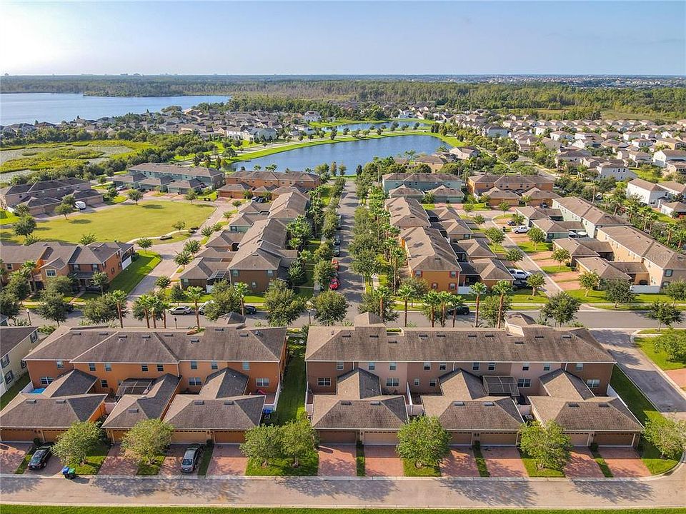 2nd image of 149031 Driftwater Dr