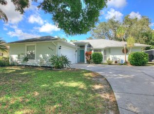 1633 Whitmore St, Sebastian, FL 32958