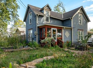 418 5th St, Baldwin City, KS 66006