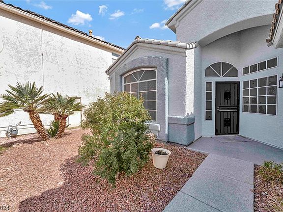 5th image of 7482 Thornsby Ct