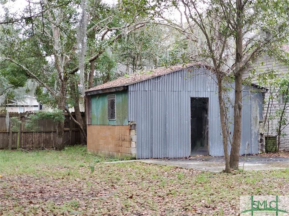 2nd image of 2327 Tennessee Ave