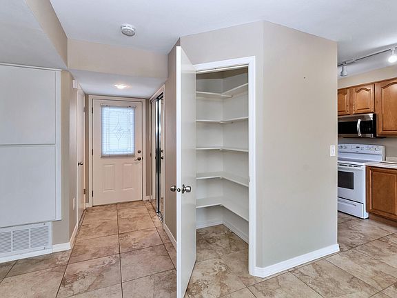 4th image of 10849 N FAIRWAY Court E