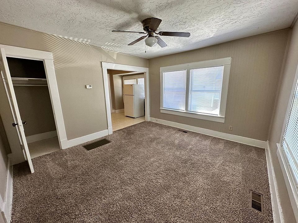 1st image of 715 Asp Ave #715/2