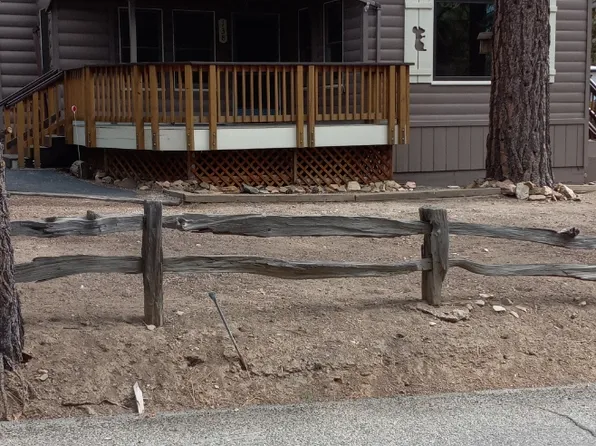 138 E Sherwood Blvd, Big Bear City, CA 92314