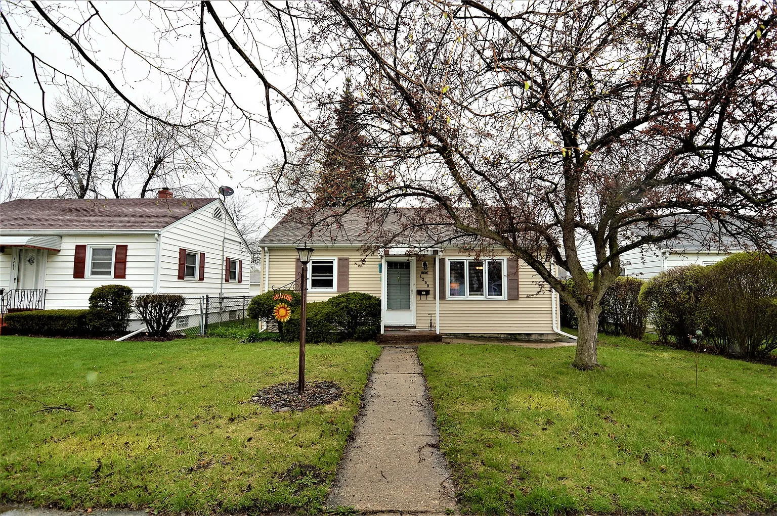 1259 W Marion St photo 1