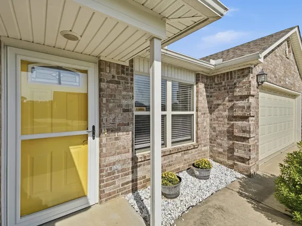 40 Dunwood Dr, Greenbrier, AR 72058