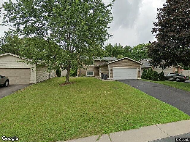 1st image of 15050 Summerhill Dr