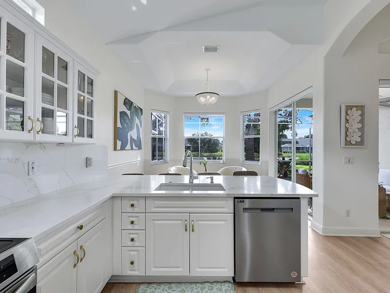 8058 Tauren Ct — Photo 4