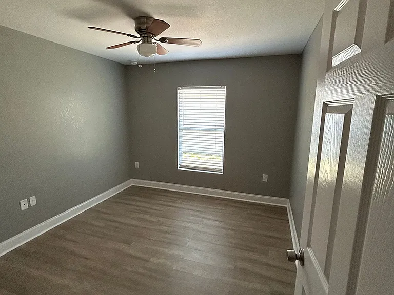 1314 W Highland St — Photo 5