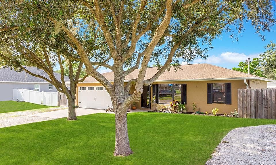 1st image of 4725 Sparrow Dr