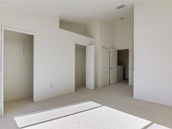 5th image of 2488 Lake Woodberry Cir