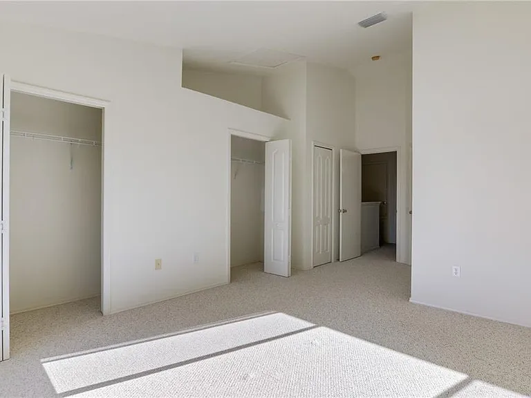 2488 Lake Woodberry Cir — Photo 5