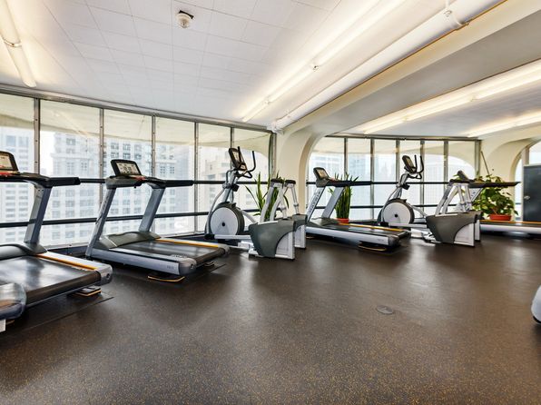 300 N State St APT 5705, Chicago, IL 60654