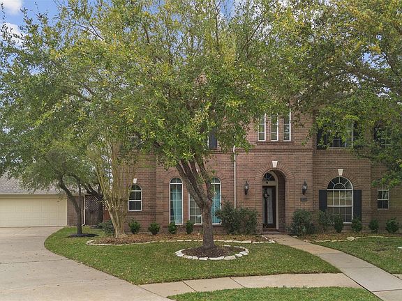 4th image of 1126 Pinsonfork Dr