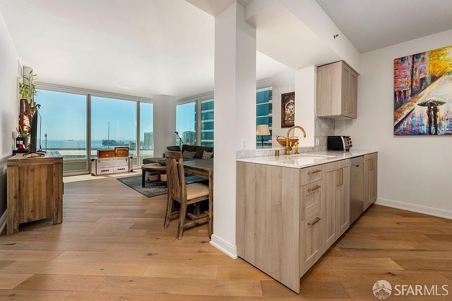 1st image of 401 Harrison St #8G-L
