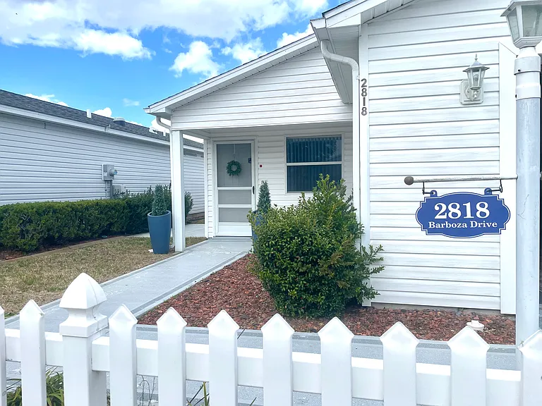 2818 Barboza Dr — Photo 22
