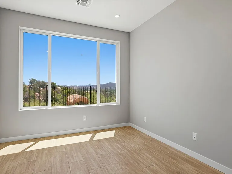 943 Cumberwood Ct — Photo 4