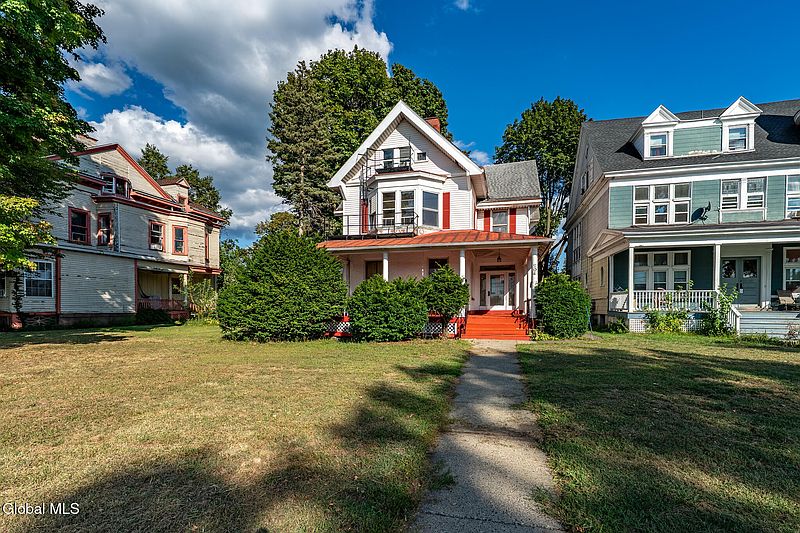 4th image of 204 206 2nd Avenue
