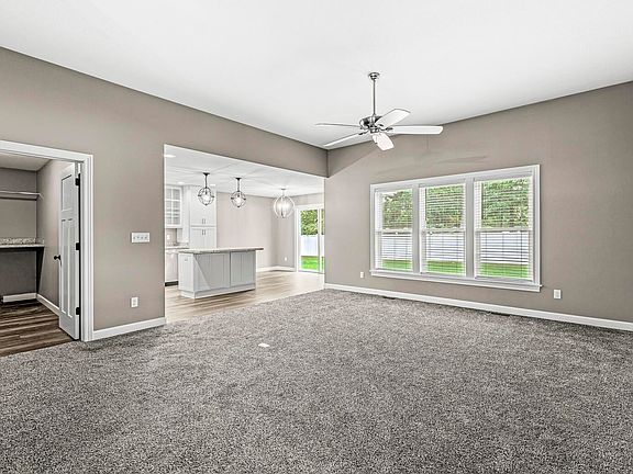 3rd image of 58705 Baugo Cove Dr