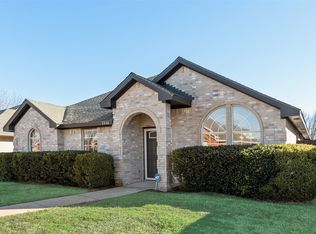 2806 Saint Croix Ave, Lancaster, TX 75146