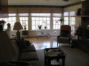 5th image of 214 Windham Ct