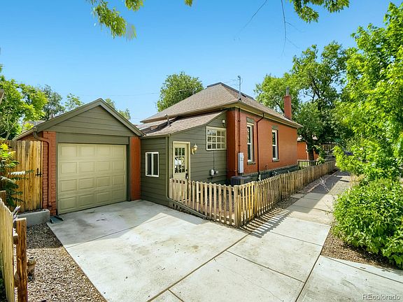 3rd image of 2127 W 33rd Avenue