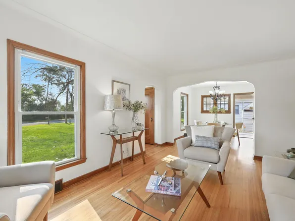 5337 Lyndale Ave N, Brooklyn Center, MN 55430