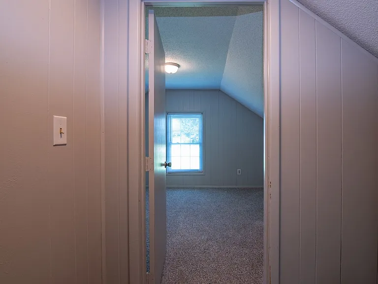 1231 Crume Rd — Photo 30