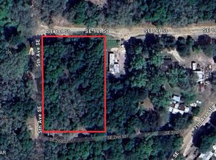 SE 1st St, Interlachen, FL 32148
