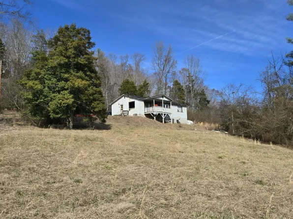 454 Braden Chapel Rd, Speedwell, TN 37870