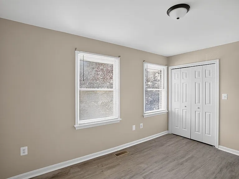 150 Farrell Ln — Photo 12