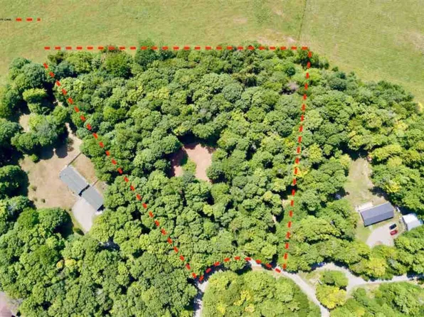 151 Hilltop Dr, Randolph Center, VT 05061