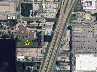 Lindberg Dr, Slidell, LA 70458