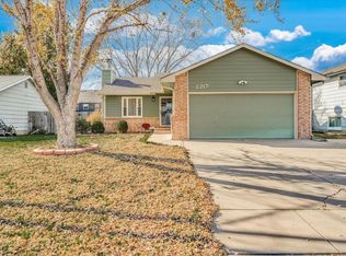 2217 S Fieldcrest St, Wichita, KS 67209