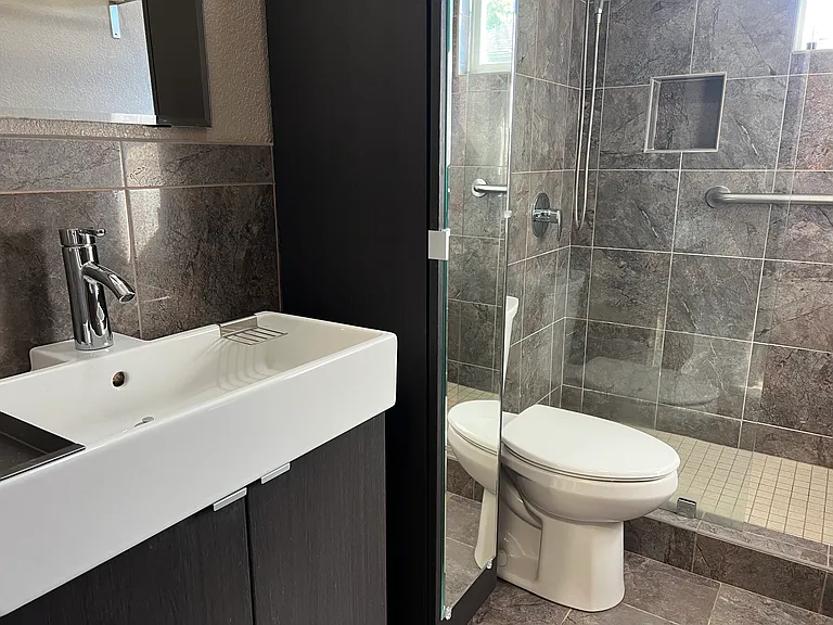 1024 Paloma Ave #1024 — Photo 16