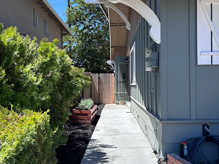 8678 Beverly Ln #1 — Photo 2
